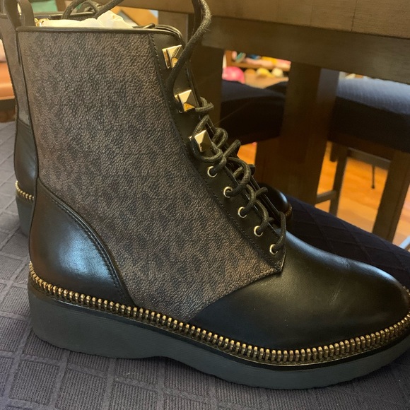 MICHAEL Michael Kors Shoes - Michael Kors brown boots, 8 1/2